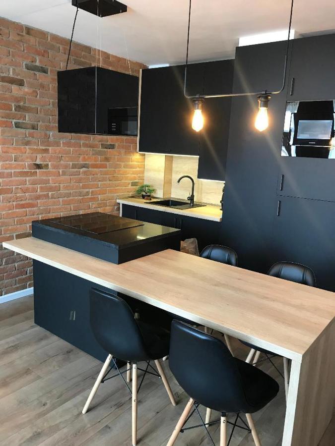 Sole Apartment 2 Satu Mare Bagian luar foto